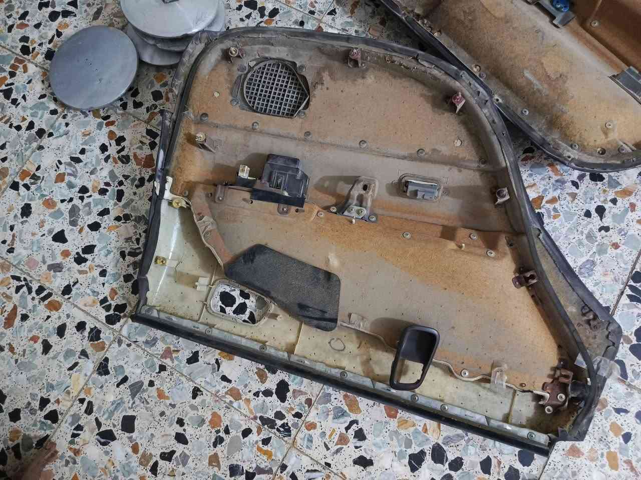 سلام عليكم بطاين مآل بطه متصل للبيع الخلفيات بس نضيفات حيل ***********
