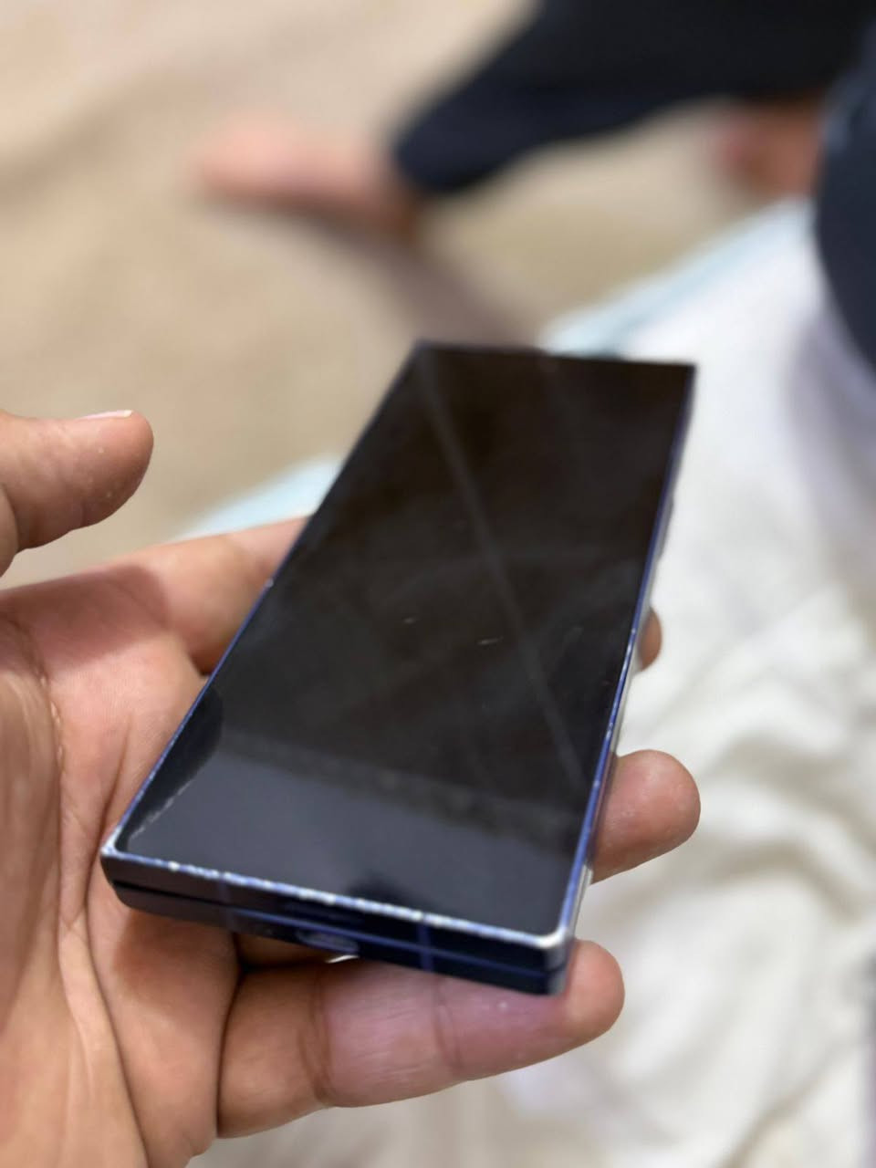 السلام عليكم جهاز البيع Galaxy Z Fold6 كامل ملحقات الذكرته 256 سعره خاص ***********
