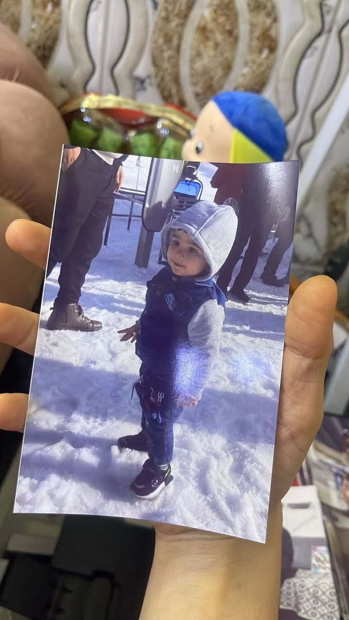 موبايلج مليان صور وذاكره ماعدي
الحل عدي وصلتي 

طبعي صوركم واحتفظي بيهن ورقيات احسن مما يضيعن بالموبايل ويروحن

وطباعه بكادر نسائي 

ولمعه الصور ودقتهن وجوده وسرعه العمل ومسوين عروض حلوه وهدايا ع كل طلب 💛🫶🏻


**إذا كنت صاحب هذا الإعلان وتريد حذفه لأي سبب، رجاءا أرسل رسالة إلى الدعم الفني**