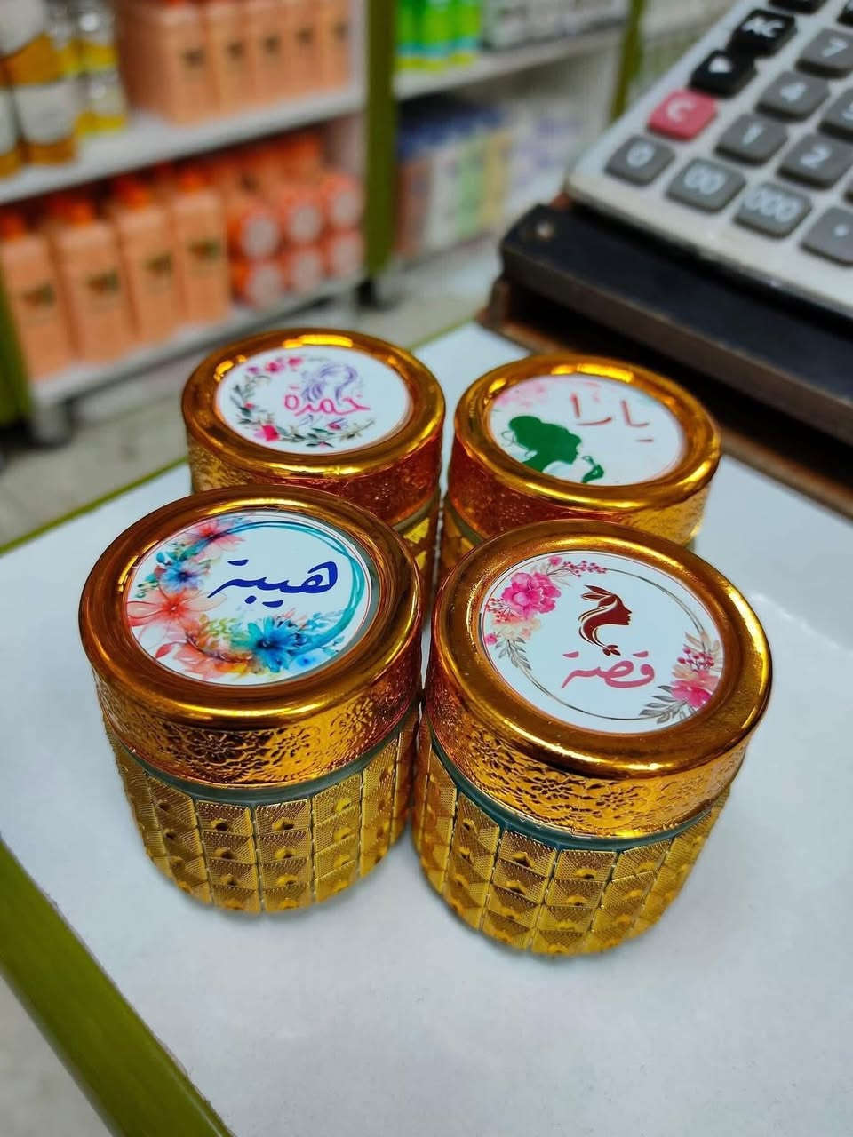 وصل العشق 🥰 مخمريه كرستال  💯  الأصلي 💯  
اللي متاخذ منها خسرانه كثيررر🤷

عرض خااص توصيل مجانا داخل خانقين 🚕🚗🚕🚗🚕🚗🚕🚗🚕🚗🚕🚗

مخمريه  للجسم والشعر 
 هي عباره عن مخمريه 👈 كريميه 
بمجرد ماتحطى ع جسمك مسحات بسيطه ع  البشره بتمتصه و الريحه تصير تحفه و تدوم لفتره طويله ❤️❤️
وتحسي انك ما حاطه شي لانه تنشف (تمتصه البشره)  وحتحسين جسمك مثل الحرير وبعطر رائع  بدون مباالغه وتخلى ريحه جسمك  ب ال3 ايام .. ثاااابته 
مسحه صغيره جدا تعطر جسمك كله .. والعرايس و البنات  تحفه الهم  

ولاكثر بعد تستخدم 👈 لشعر والجسم
 للشعر هم بتخلي ريحته جميله 
 
طريقة استعمال المخمريه ❤️❤️
1 ) للجسم :-
طريقة الاستخدام :-
بعد الاستحمام والجسم مندى بالماء يتم دهن الجسم بالمخمرية .
الفوائد :-
نعومة - تفتيح – رائحة جميلة وثابتة ومستمرة .
2 ) مخمرية الشعر :-
الاستخدام :-
بعد الاستحمام او غسيل الشعر والشعر مندى بالماء يتم وضع كمية صغيرة ويدلك الشعر وخاصة الاطراف .

للطلب والاستفسار يرجى مراسله الصفحه او واتساب 
***********

متوفر خدمه توصيل الى جميع المحافظات 🚕🚗🚕🚗🚕🚗🚕🚗
