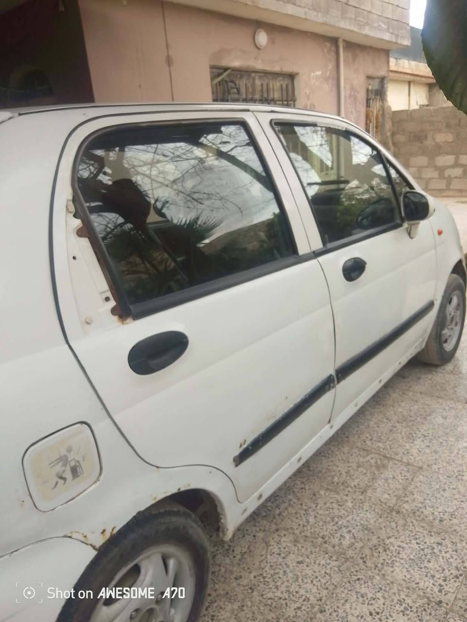 كوكو للبيع مكينه كير شرط سيارا جاهزا طخم داخل ويرمنيه كلها شغاله سيارا كربون انتا سجل سعر ٢٠ بيها مجال *********** مكاني حي عدن مكلف بل نشر هيا تفصيل
