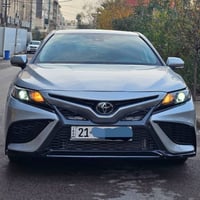 تۆیۆتا کامیری 2024 + SE  Night Shade سەیارەکە تەنها ١ پارچەی بۆیاخە  ت...