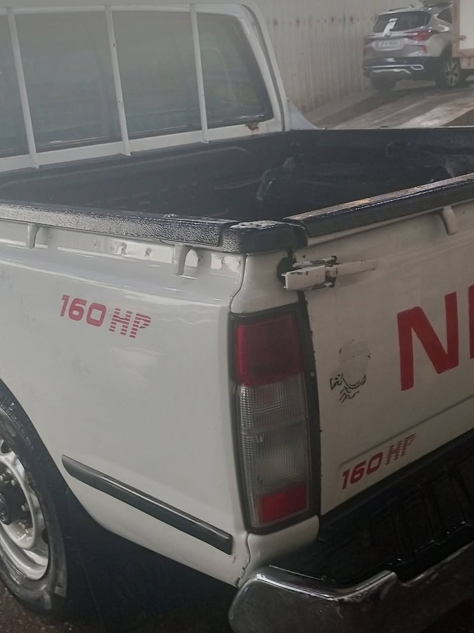 سلام عليكم 
نيسان 
2013
رقم بصره تحويل مباشر مكفوله كفاله عامه 
بيها بارد قليل مكان السياره ناصريه سوك الشيوخ 
***********
السعر 145وبيها مجال
