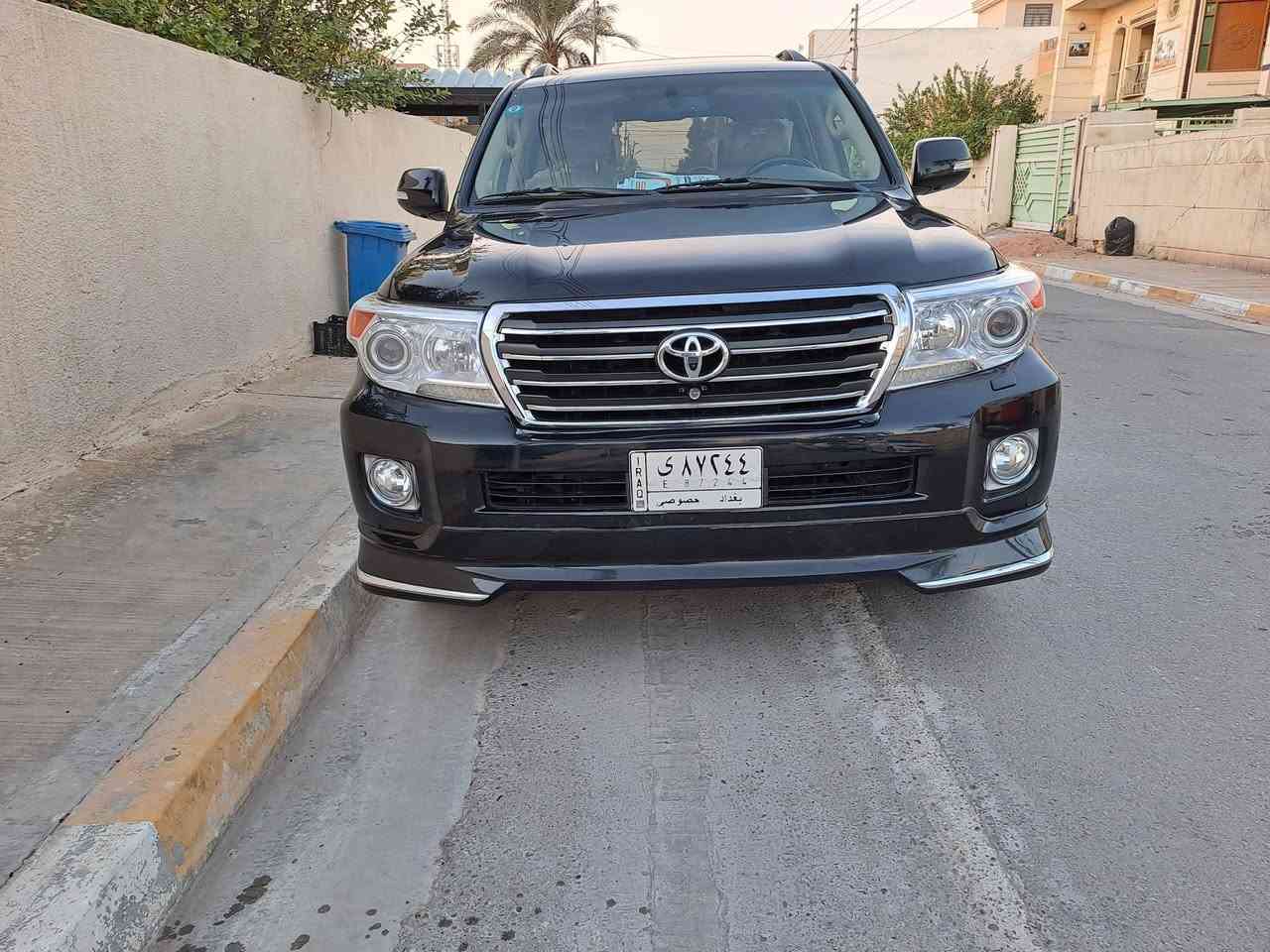 موديل ٢٠١٣ فول 5700كير محرك كفاله شرط  ماشيه ١٣٥ حقيقي سياره على ايد وحده  بيه شبر بل جاملغ كدام طخة باب كراج شبر شرط فحص وشرط تحويل ثاني يوم  ***********  
سعر ٣٨
