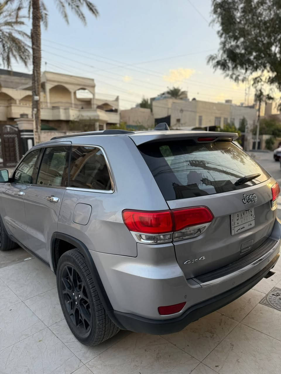 جيب 2017
جيب 2017 وارد امريكي حادثها جاملغ خلفي وقبق صندوك  بدون ايرباك وهنا ب العراق بيها ربع بنيد
فول مواصفات عدا الفتحه سياره جاهزه
العنوان بغداد السيديه
السعر 175$
للاستفسار ***********
