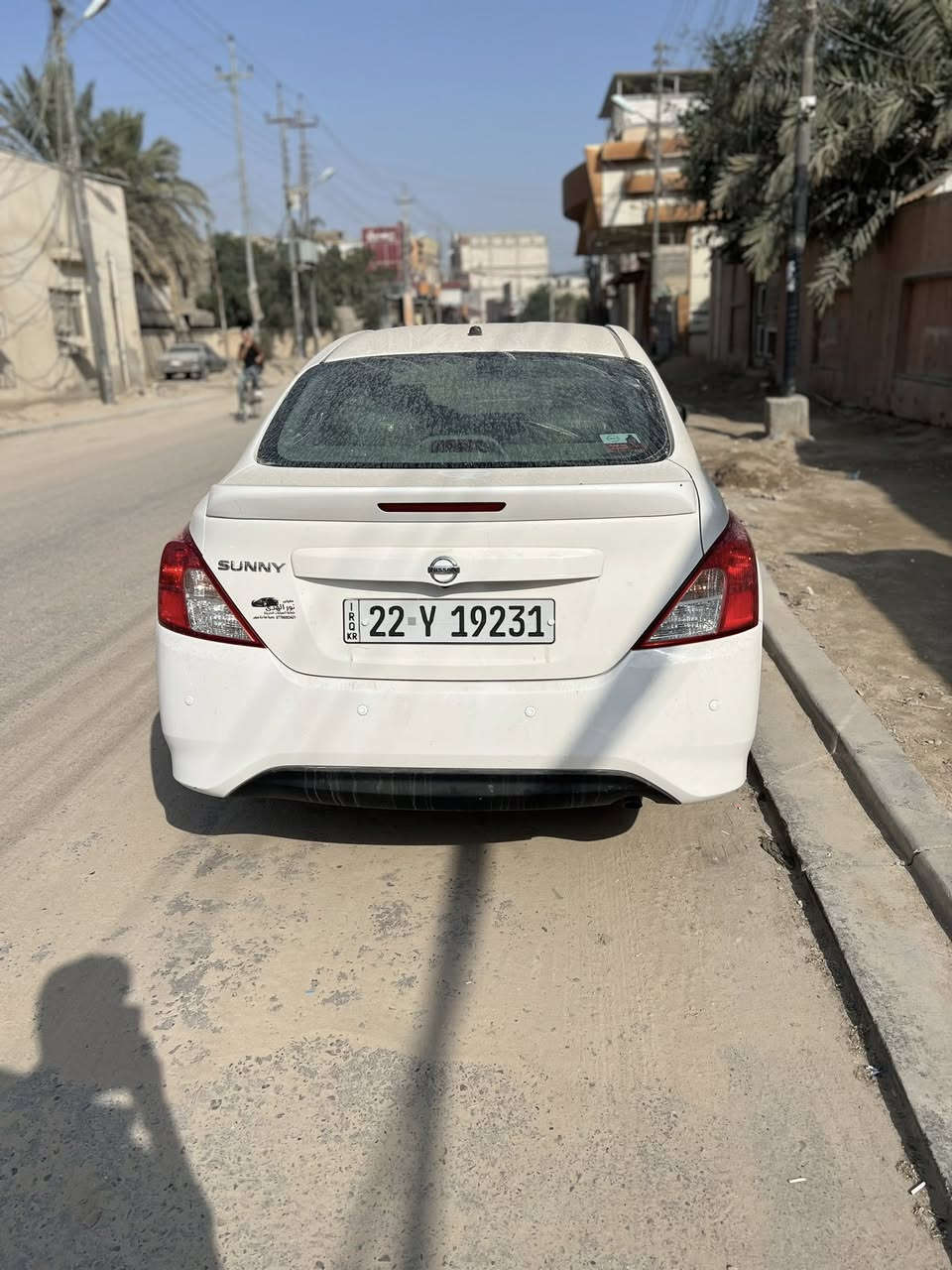 السلام عليكم..
نيسان سني مصري للبيع موديل 2026 السياره ماشيه 6000 وشوي بيها فقط هذه الشبر الي ب الباب السياره عليها لايت ابيض زنون بورقه ومدوشمه ومشدود الها عازل بورقتين ومبدل الها دهن مرتين فقط السياره اخت الزيرو لا مشتغله تكسي ولا شي..

السعر 120.

للاستفسار ***********
