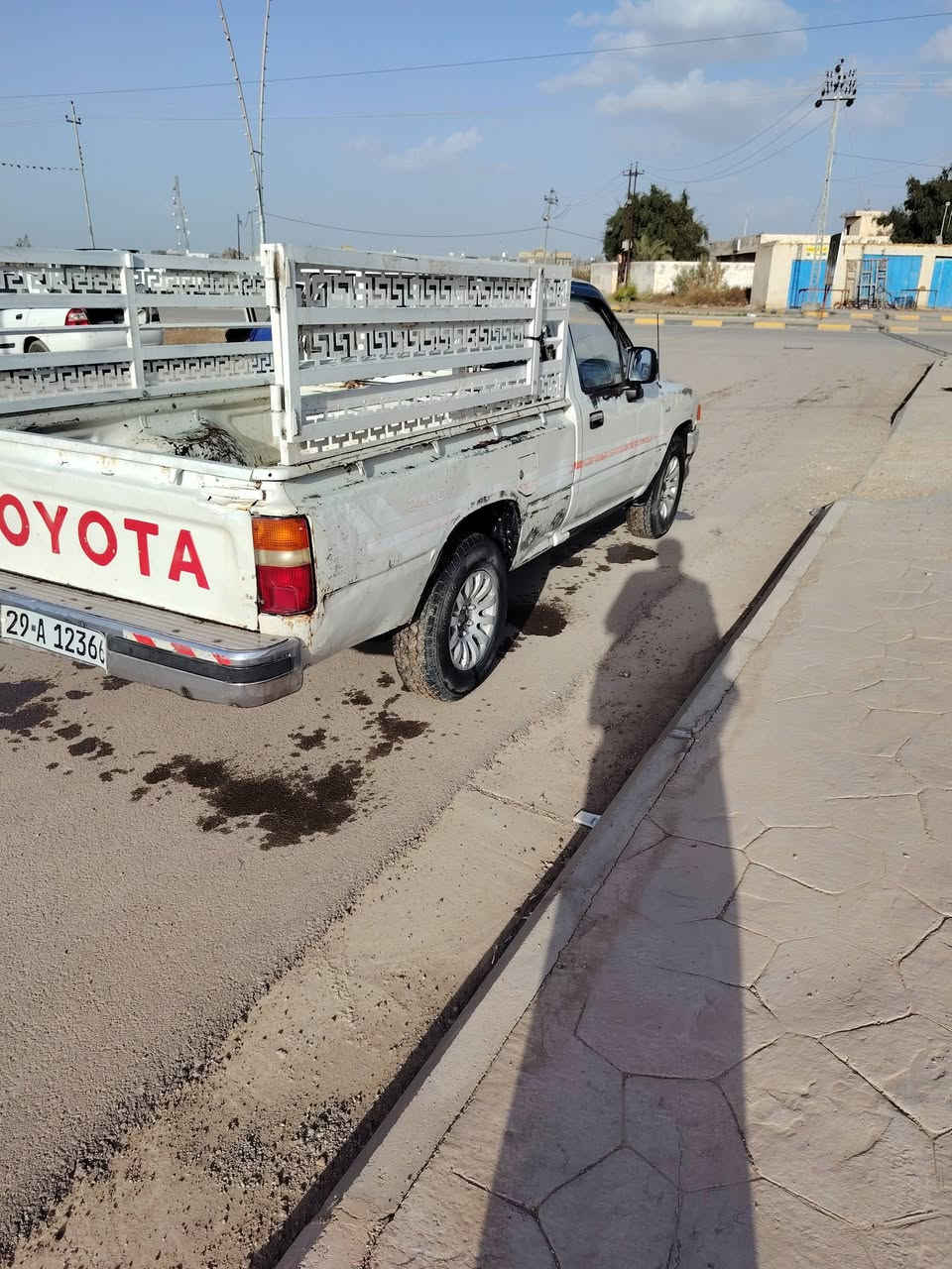 سلام عليكم بيكم تيوته موديل ٨٩ جاهزه ما ناقصه برغي مكينه وكير كروسيده اوتاماتيك سياره تخم تاير جديد صدر جديد رقمه واسط بسمي مداور نفس اليوم اتصل ودلل
***********
