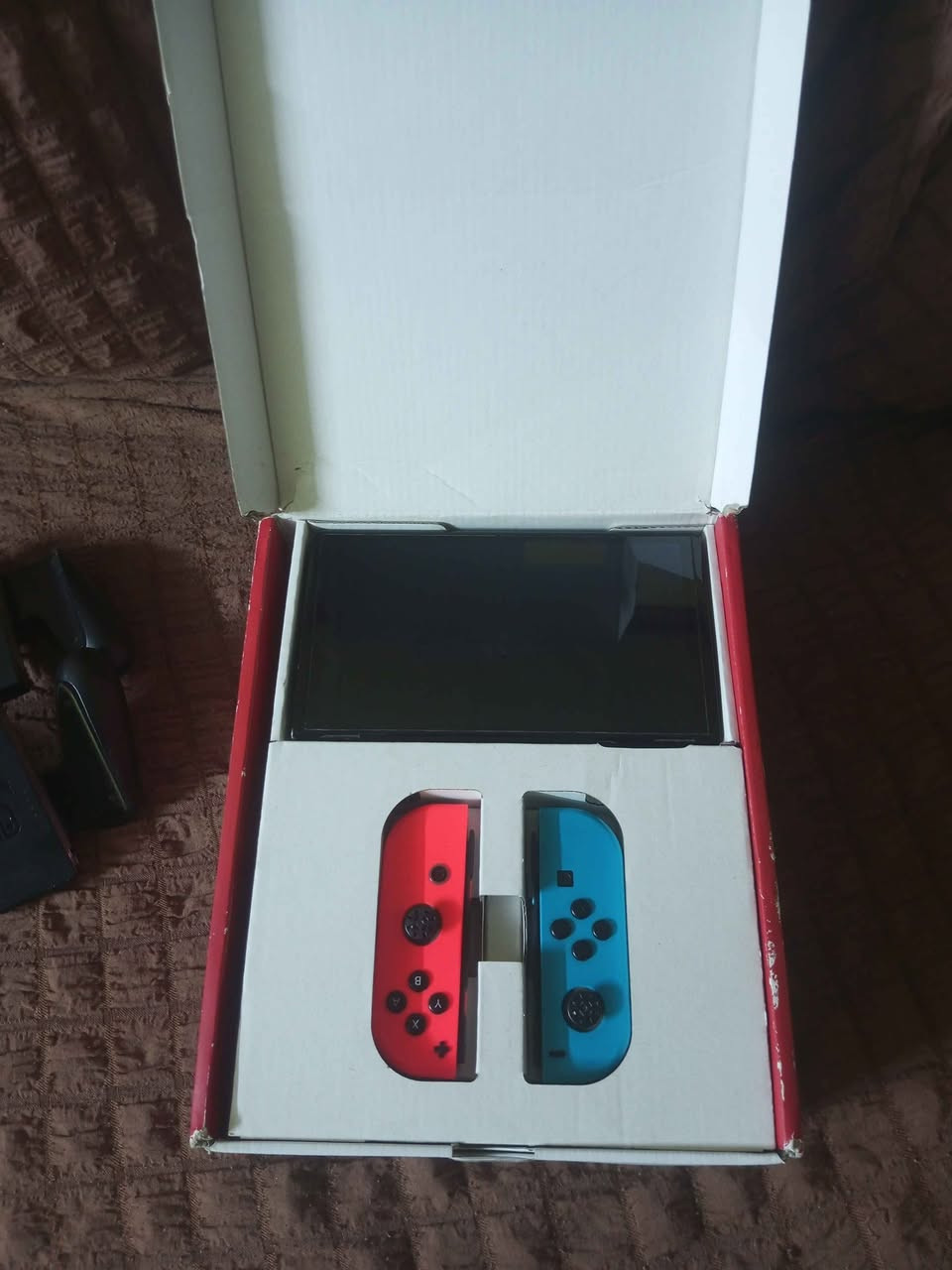 السلام عليكم نيتندو سويج اوليد نضافه 95 بلميه شخط مابي استعمال قليل هوه وكل ملحقاته الي بلصور رايده ب 350 وبي مجال قليل او مراوس شعندك نزل بغداد, العراق


**إذا كنت صاحب هذا الإعلان وتريد حذفه لأي سبب، رجاءا أرسل رسالة إلى الدعم الفني**