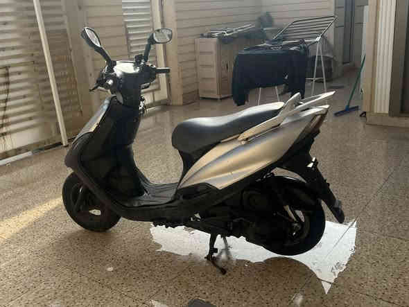 السلام عليكم دراجه ماكس  ١٤٠ للبيع كهربائيات شغاله كله مكينه ما مفتوح بشرط كله عل بلاد دراجه كلش نضيفه احله من صوره
السعر  575بي مجال بسيط 
العنوان دياله خانقين  
***********
