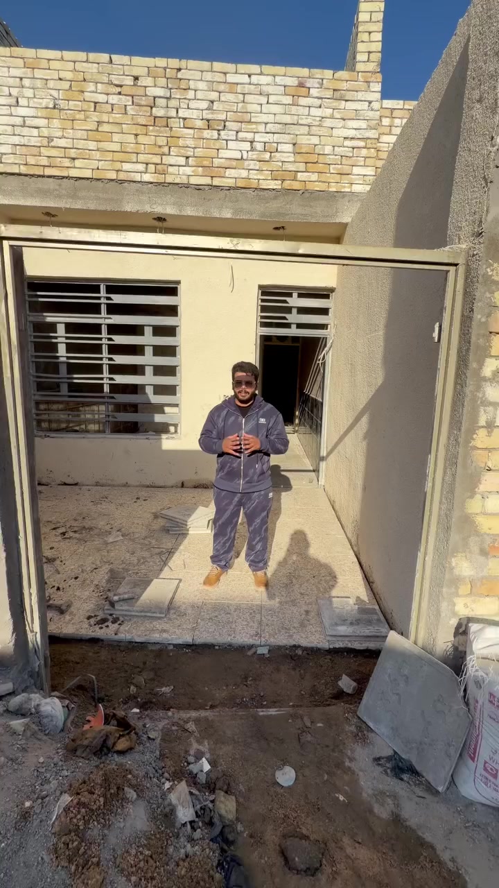 ‏المساحة 100 متر السعر 40 وبي مجال الاستفسار مراجعة المكتب حسين المياحي العنوان مدينة الصدر خضراء الدسيم
***********
