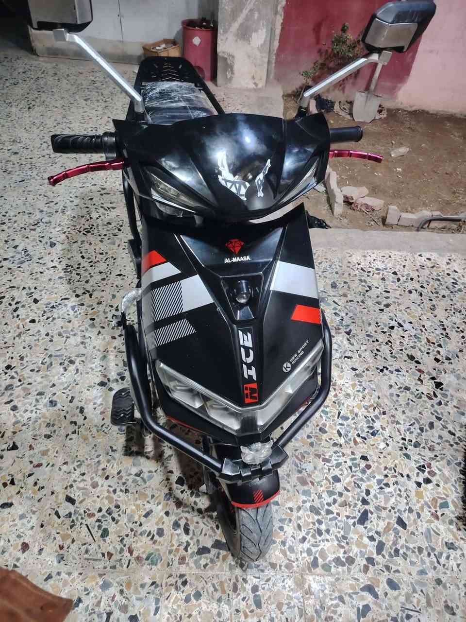 🟣1-يارب موطور شحن سكنس شبح  موديل(2025) س (680)
🟣2_موطور ملف 3500 السرعه 100 حقيقي (97) ربع نمر  ماشي (3000) بي نمر P . R

🟣3_بطاريات عدد/6/ ابير /32/   فولط /72/ يقران /10/ بلادي شركه 
 
🟣4_ شاشه تقرالك شكو عطل بل موطور تكدر تربط  موطور على موبايل تحكم بي امبي اثري بلوتث

🟣5_موطور على وضع شركه ما بي وين اتريد افحص عادي ماشي قليل 

🟣6_ ما يشتري لا يتعبني فدوه روحلكم  راسلني رد عليك خاص تدلل 

🟣7_ السعر (680) بي مجال للطيبن او مرواس شعندك نزل   

     🏠 مكاني الفلوجه 🏠 ***********
