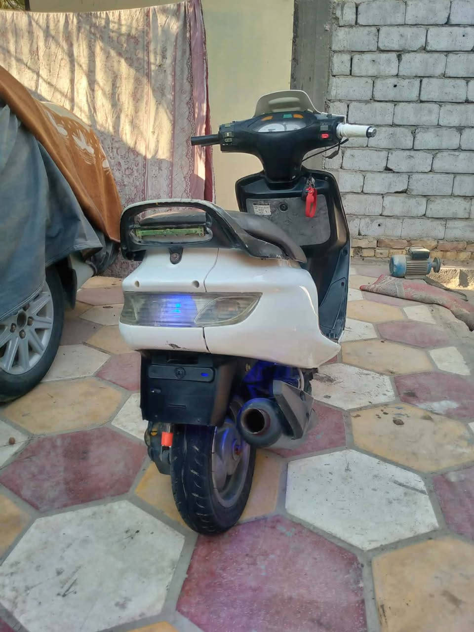 السلام عليكم دراجه دراجه للبيع مقفول كفاله عامه هندر سلف كهربائيات المكينه جديده صار لي شهرين مشديتها مال ماكس وهذا رقمي بو واتساب    ***********
