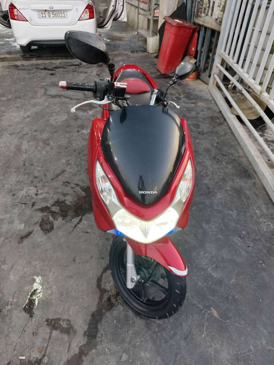 سلام عليكم بي سي اكس جيل اول ياباني JF
125cc
دراجة نضيفة رمبة الدراجة 
مكفولة كفالة عامة 
الاستفسار ***********واتساب
