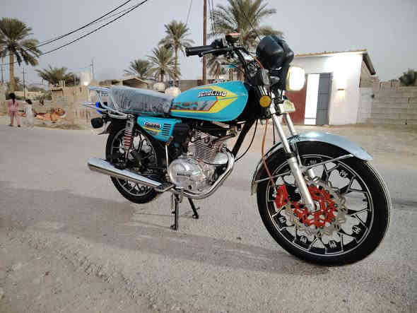 سلام عليكم درجه البيع موديل 24وراق كامله  سعر 650كهربايت كامله ديالى الخالص سراجق على طريق دالعباس اي ستفسر تصل على رقم ***********
