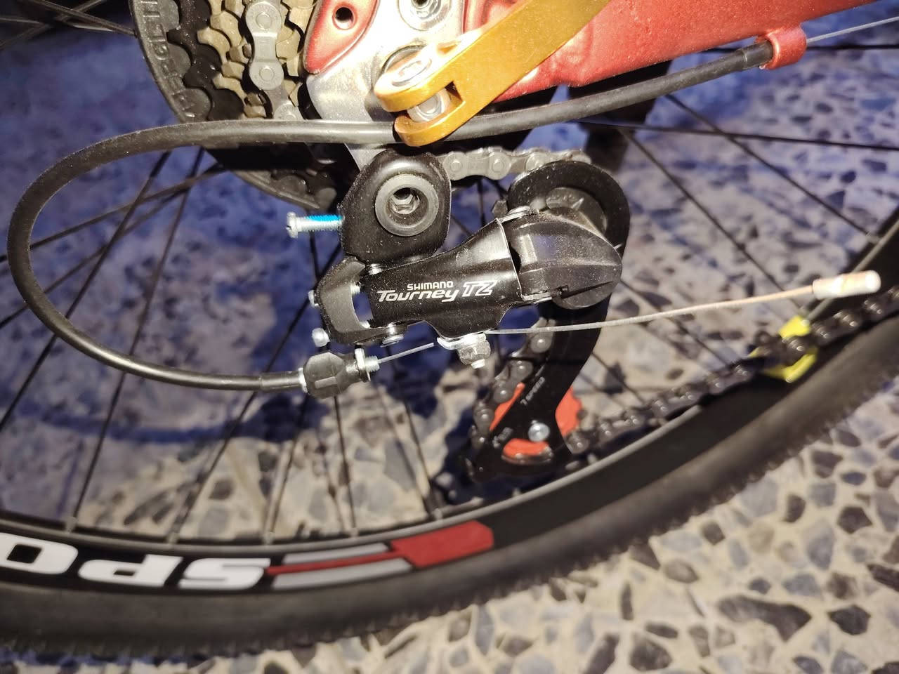 السلام عليكم
البايسكل للبيع معدن المنيوم  حجم 29 جديد مكاني نهايه شهداء البياع سويب ماعندي توصيل


**إذا كنت صاحب هذا الإعلان وتريد حذفه لأي سبب، رجاءا أرسل رسالة إلى الدعم الفني**