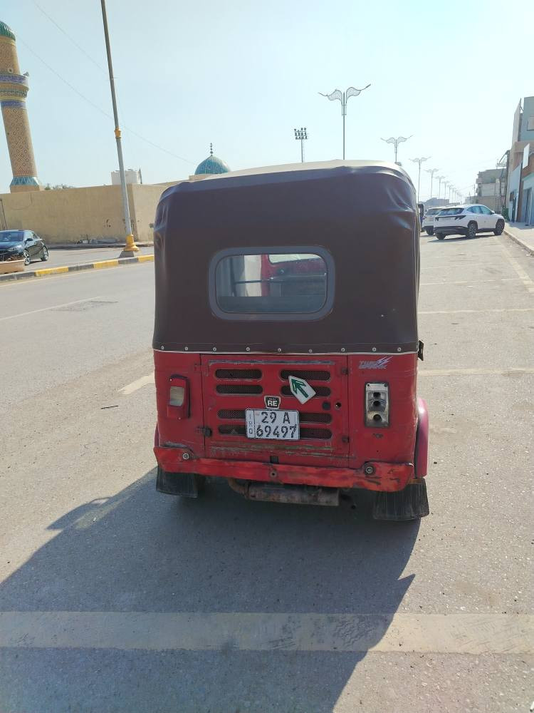 18 للبيع رقم وسنويه وشرط التحويل سعرها ٤١٠٠ مكان الصويره
***********
