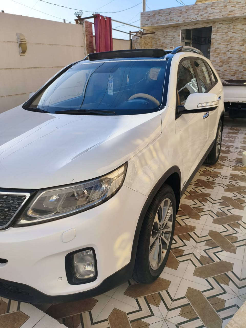 كيا سورنتو 2014 كويتي فول 
‏‎مكفوله من التبديل و الشخوط 
حته دعاميات كفاله شرط 
رقم بغداد  الجديد 11  بسمي تحويل ثاني يوم 
‏‎ماشيه 70  الف حقيقي سياره شرط الفحص 
‏‎سياره جديده بمعنى الكلمه 
‏‎مواصفات 
‏‎بصمة تشغيل 
‏‎بصمة أبواب 
كشنات جلد 
‏‎كشنات كهرباء 
‏‎تبريد 3 قطع
‏‎7 راكب 
‏‎6سلندر 3500
‏‎حساس امامي وخلفي
‏‎نظام ايكو + سبورت تقليل البانزين
‏‎ومواصفات أخرى 
‏‎سيارة جديدة معنى الكلمة شرط الفحص
‏‎(السعر 205$ ) و بيهه مجال 
رقمي ***********
مكاني الديوانيه الحمزه الشرقي
سياره حالين رقم جديد و هزه جديد
