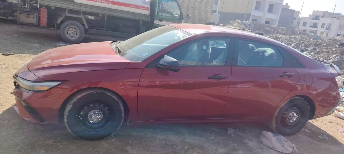 اللهم صلي على محمد وآل محمد
النترا  موديل 2024  وارد امريكي  
الكشر كفاله عامه لاتبديل  لاصبغ فقط خشم البني ودعاميه الاماميه
مكينه كير مكفولات برغي ممفتوح 
الرقم /  ***********
السعر 165$  وبيه مجال حك الجيه 
رقم بغداد بسمي
العنوان بغداد الحريه
محرك 2000 
المواصفات
رادار امامي خلفي 
توقف ذاتي 
مرايات نقطة عمياء
مانع اصطدام 
تحكمات جهتين استيرين
مثبت سرعه 
مانع انزلاق
