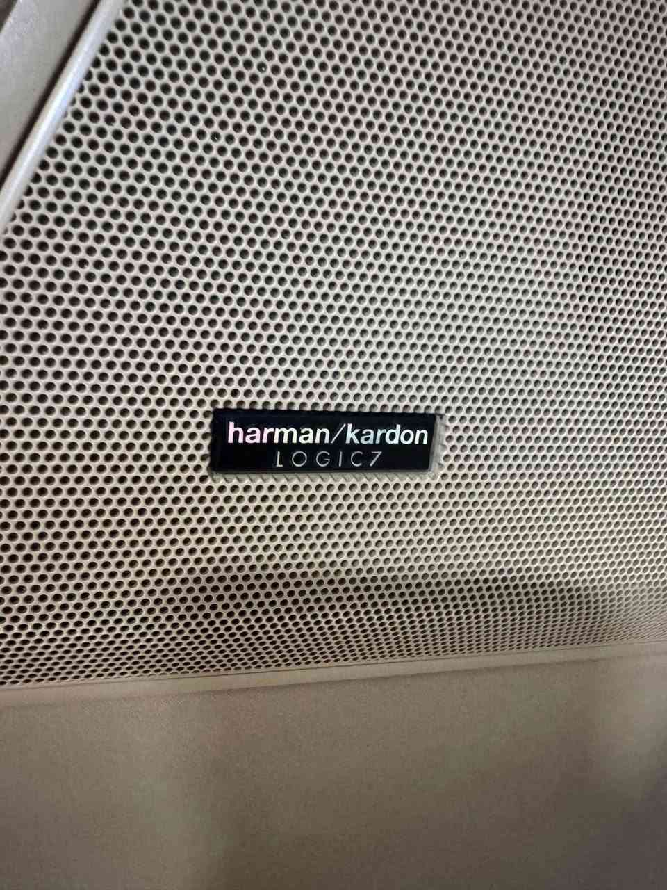 _ اسم السيارة : رانج روفر خليجي  الفئة :       سبورت الموديل : 2013 اللوحة : رقم دهوك وكاله او مداور  ارباك : سليم  عداد المسافه :  175 الف  نوع الضرر :  بدون اي ضرر كفالة عامة  المواصفات............ محرك 8 سلندر   فتحة سقف بصمة تشغيل 4 ابواب بصمة 5 كامرات  حساس خلفي  حساس امامي  نظام جوبلسات صعود + نزول اريل نڤگيشن كشنات جلد كهرباء + تدفئة + تبريد  مساج كشن  ستيرن كهرباء   سستم صوت هارمن كاردن  12 سماعة  تحديد مسار  هاند بريك دگمة خزن ميموري  انظمة تحكم  انظمة قيادة نظام تثبيت السرعة   اهلا ومرحبًا بكم في اي وقت  العنوان النجف الاشرف حي الجامعة مقابل المدينة المائيه السعر 170
للاستفسار ***********
