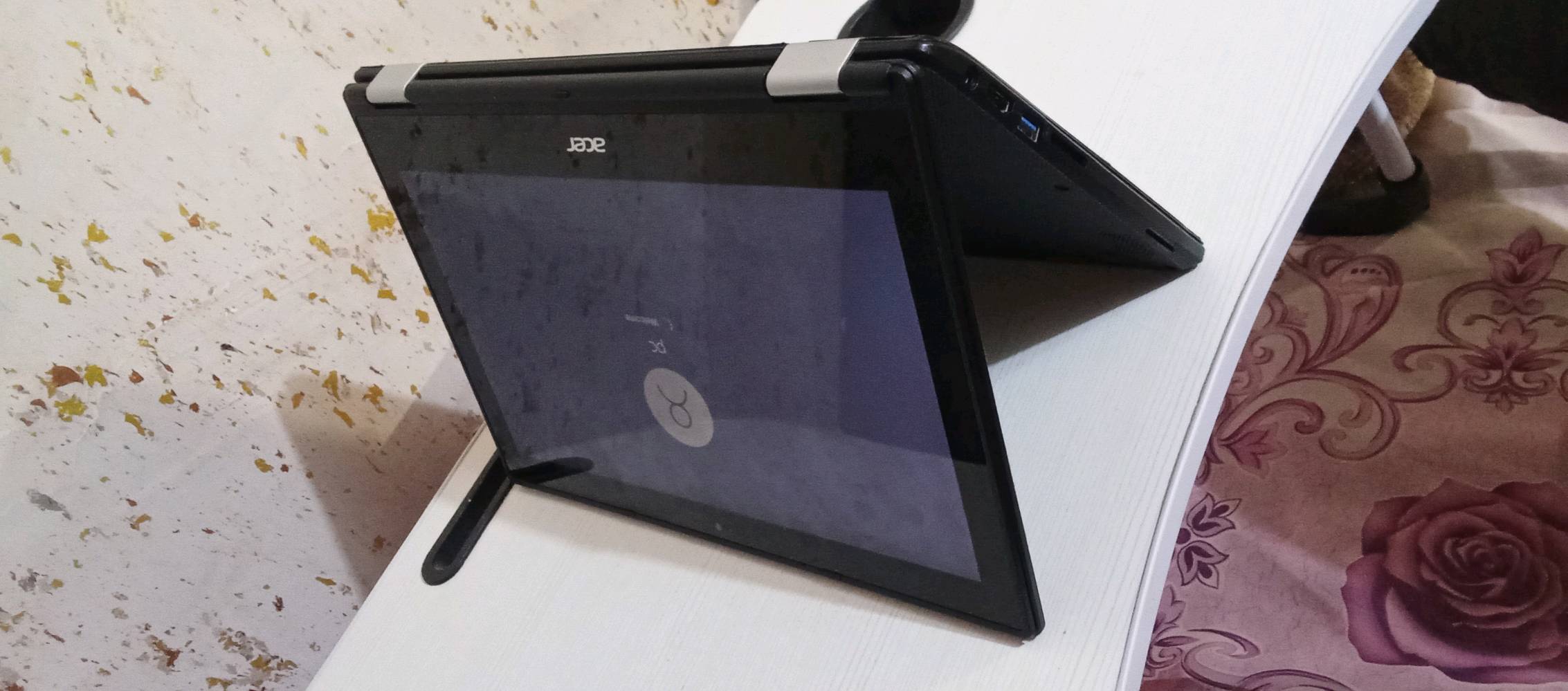 لابتوب أيسر جديد  لمس 360 درجه   للبيع بسعر 150
مواصفات في صوره 
رقم ***********