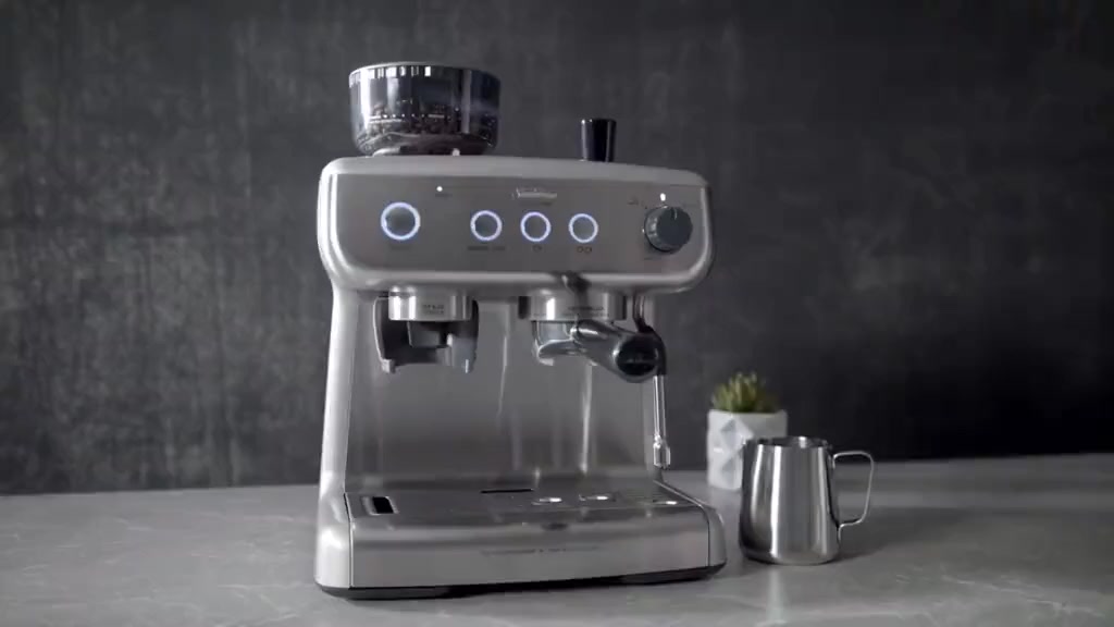 📢 للبيع: ماكينة قهوة سان بيم باريستا ماكس
✅ أهم مواصفات الماكينة:

• مطحنة مدمجة: تحتوي على 30 درجة طحن مختلفة لتناسب جميع أنواع البن.

• مقاس احترافي: بورتافلتر بمقاس 58mm (نفس مقاس مكائن المقاهي)، مما يعطيك استخلاصاً غنياً وقوياً.

• نظام Temp IQ: تحكم ذكي في درجة الحرارة لضمان ثبات طعم القهوة في كل كوب.

• تبخير قوي: عصا تبخير احترافية لتحضير حليب كريمي ناعم للرسم (Latte Art).

• خزان ماء كبير: سعة 2.8 لتر، لا يحتاج لتعبئة مستمرة.


**إذا كنت صاحب هذا الإعلان وتريد حذفه لأي سبب، رجاءا أرسل رسالة إلى الدعم الفني**