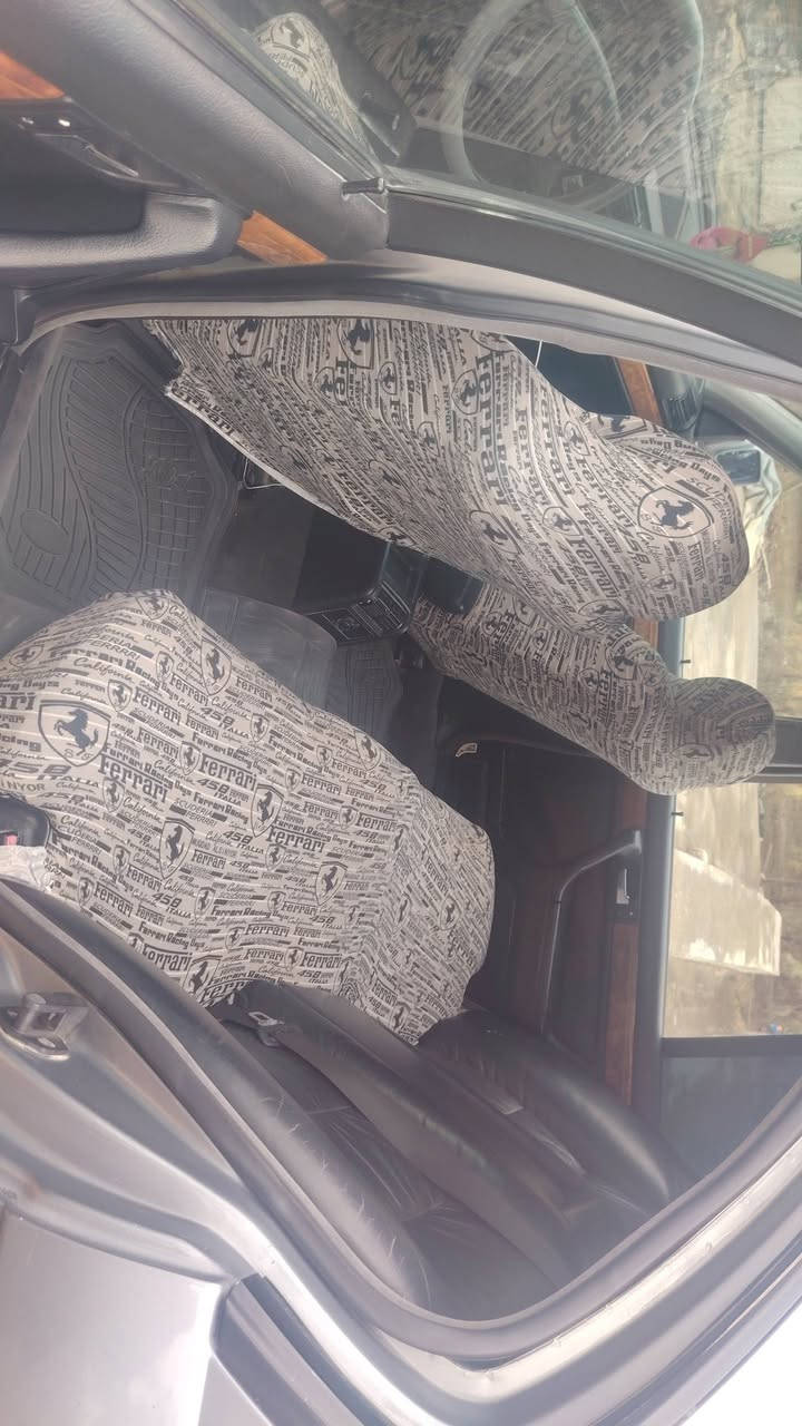 السلام عليكم ورحمة بيم لبيع حجم ٧٣٠ مفتوح سياره ابلادي محرك وكير وحداديه خير من الله السياره جديده  الموديل ٩٢ السعر ٦٨ وبيها مجال قليل ***********
