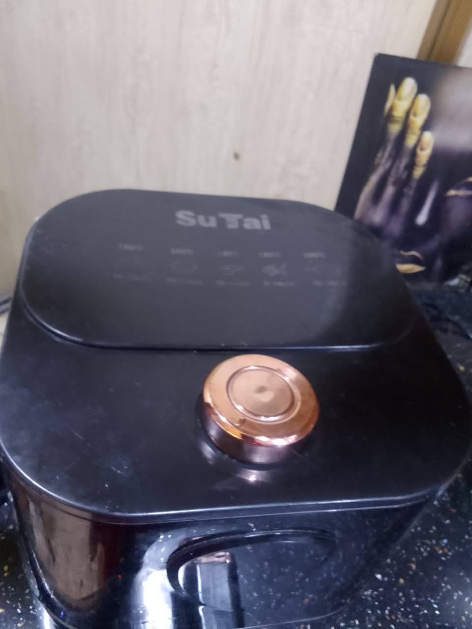 السلام عليكم للبيع كرسي مع ميز والجزامه ب ٣٠ الف مقلايه هوائيه بحاله جيده سعر ٣٥ وبي مجال مكاني بغداد


**إذا كنت صاحب هذا الإعلان وتريد حذفه لأي سبب، رجاءا أرسل رسالة إلى الدعم الفني**