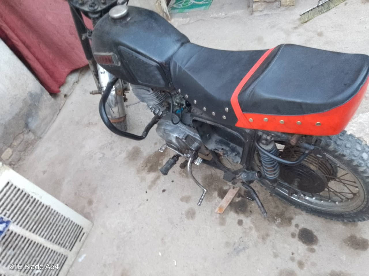 سلام عليكم مرخصت صاحب الكروب.  دراجه كلك  اج. اج روسي البيع.   مكاني العماره المشرح    السعر خاص حبايب


**إذا كنت صاحب هذا الإعلان وتريد حذفه لأي سبب، رجاءا أرسل رسالة إلى الدعم الفني**