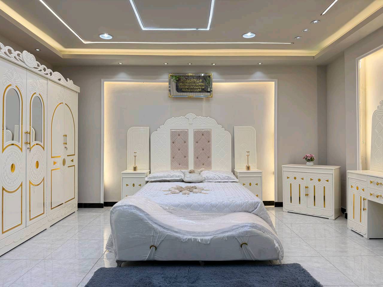 مراسلة واتساب ***********
غرف نجاره عراقيه 💯💯

تتكون من 8  قطع 

عرض الكنتور 3 و20سم

ارتفاع الكنتور 2 و40سم

السرير بلوك ٦ ارجل

طول السرير 200 سم 

عرض السرير 160 سم 

الضهر  جرجوبة ضب براغي

 

الشازلون 50 الف