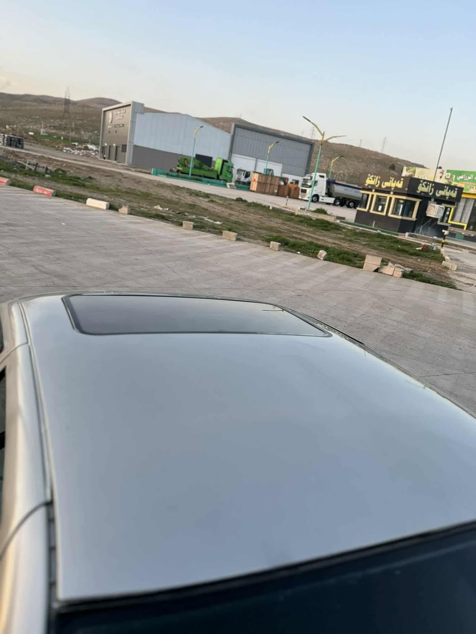 ئۆپڵ ڤیکترا بۆفرۆشتن سعر 20مەجالێ کەم   بێتەقەوڕەقە ماڵ دۆست مەکینە20ئاڕم پلاسیک مۆدیل1996هەموگیانی ئیشەکات ***********
