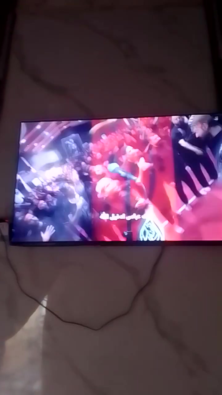 سلام عليكم بلازمه حجم 55 للبيع مكاني الحسينية  بلخدمات رقم الموبايل ***********
