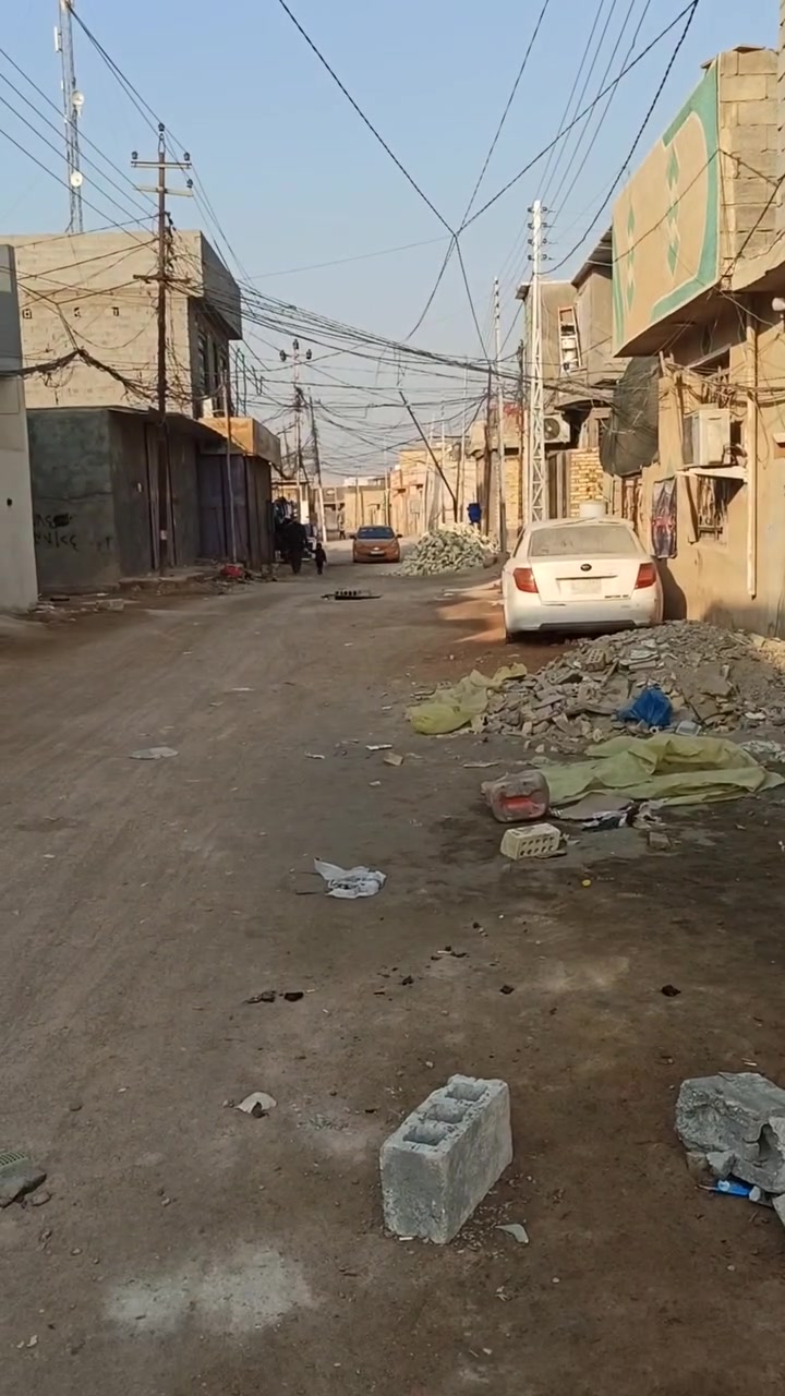 السلام عليكم عِنـ.̷̷̸̷̐ـديّ  بيت 100 ركن بناء حديث كامل م̷ـــِْن كلشي مقابيل جامعة فريحه ع طريق الزوار منطقه  الايح  زراعي سند 25 كامل الخدماة السعر 125 يبعد عن الشارع الرئيسي 150 متر ***********
