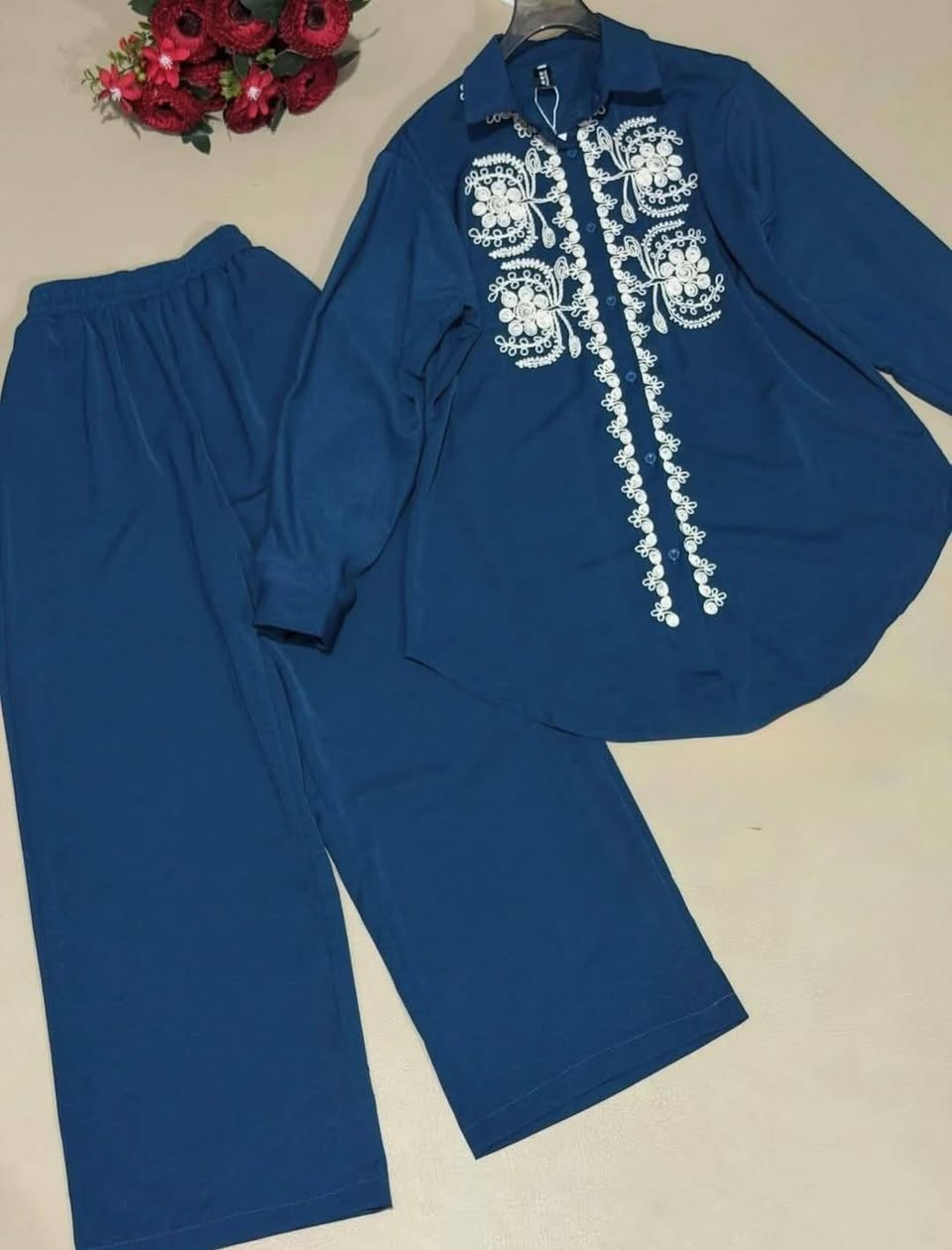 #تكــــــــررارر_ووصـــــــــل
😍جديدنا_جمال_موديلات😍
  سوت 🔥🥹♥️نسائي  قطعتين 🥰 
#الخامة تركي درجة_اولى 👉🏻 🦋💙🌺
القياس.   _40_42_44_46_48
#السعـــــــــــــرررر20
يوجد توصيل داخل المسيب الفين دينار 
يوجد توصيل محافظات ايظا


**إذا كنت صاحب هذا الإعلان وتريد حذفه لأي سبب، رجاءا أرسل رسالة إلى الدعم الفني**