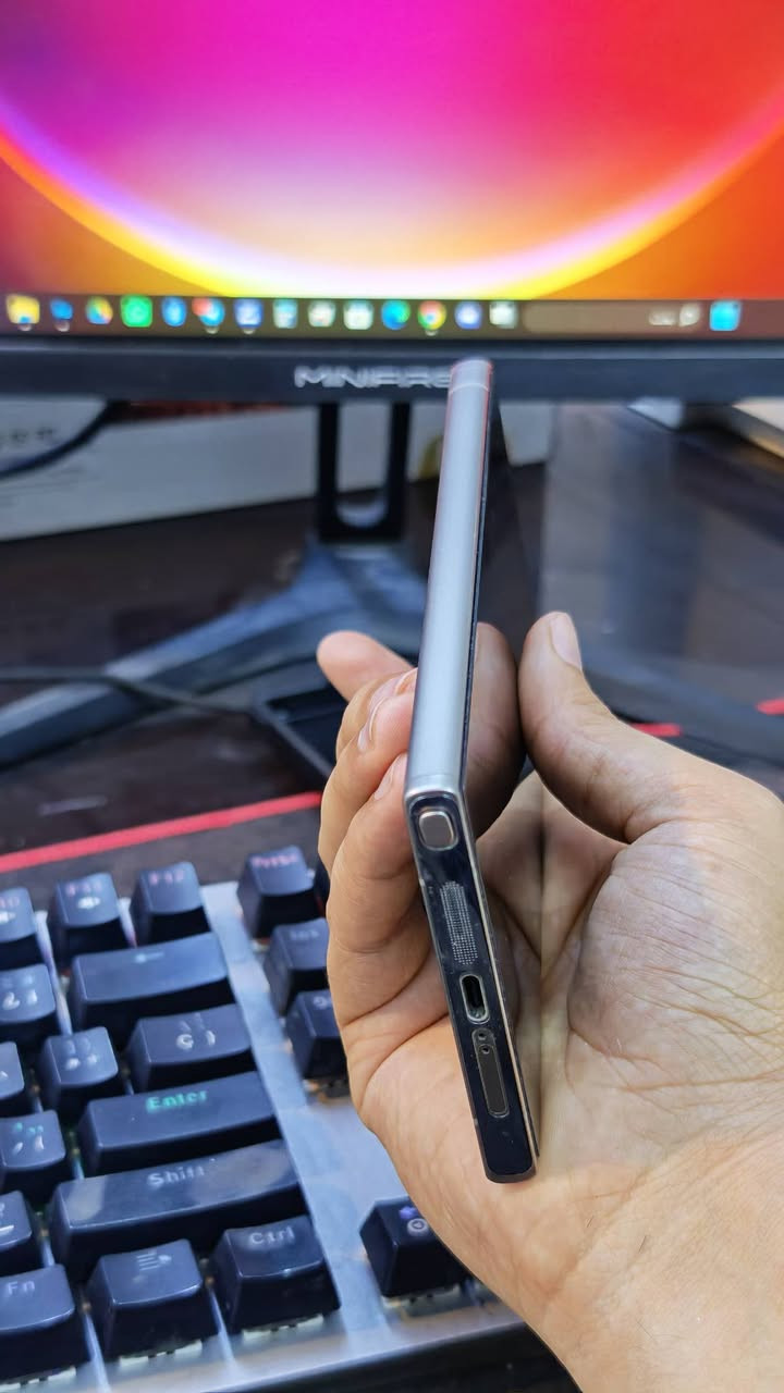 Samsung s 24 ultra
السلام عليكم Samsung s 24 ultra 
ذاكرة 512 مع شاحن 
مراوس مع honor magic 8 pro 
المكان النجف حي الميلاد 
التواصل واتساب *********** فقط
