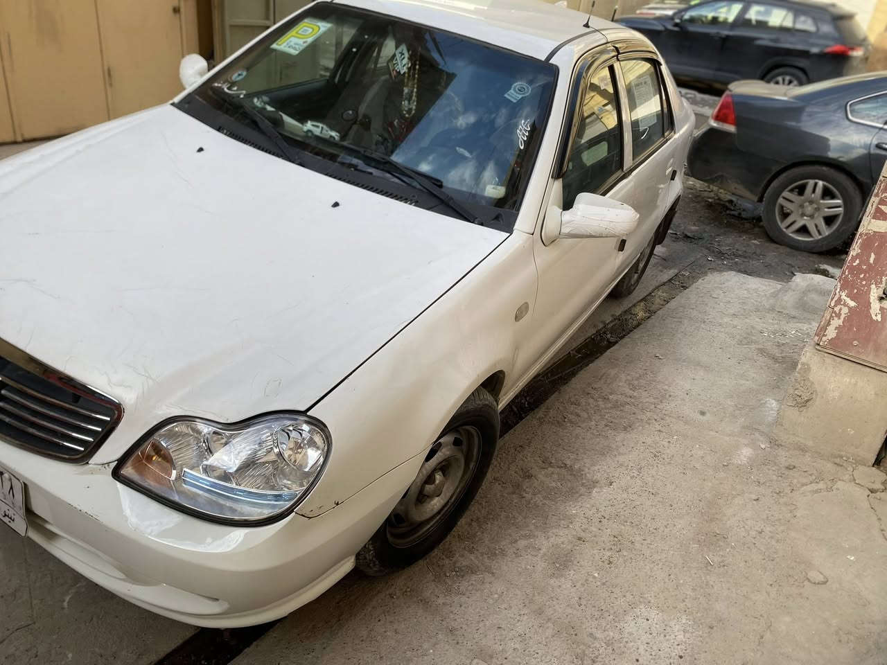 سيكي 13 كصه جديده
نضافه فول تاير جديد تخم جديد السياره ما ناقصها شي ترهم فقد ونقد ***********
