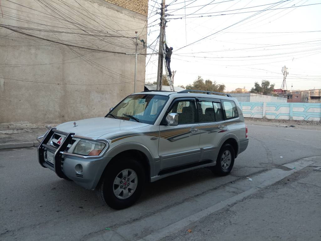 باجيرو موديل 2006 محرك 3300 ممتاز كير ممتاز حداديه جيده سياره تخم تاير جديد رقم بغداد تبريد شغال داخل لونين دركه صاج مري شفط السياره يوجد بيها صبغ ثلاث قطع بدون دواخل السعر 85 بيها مجال بسيط الاستفسار على هذا الرقم *********** محمد العنوان بغداد الشعب بغداد, العراق
