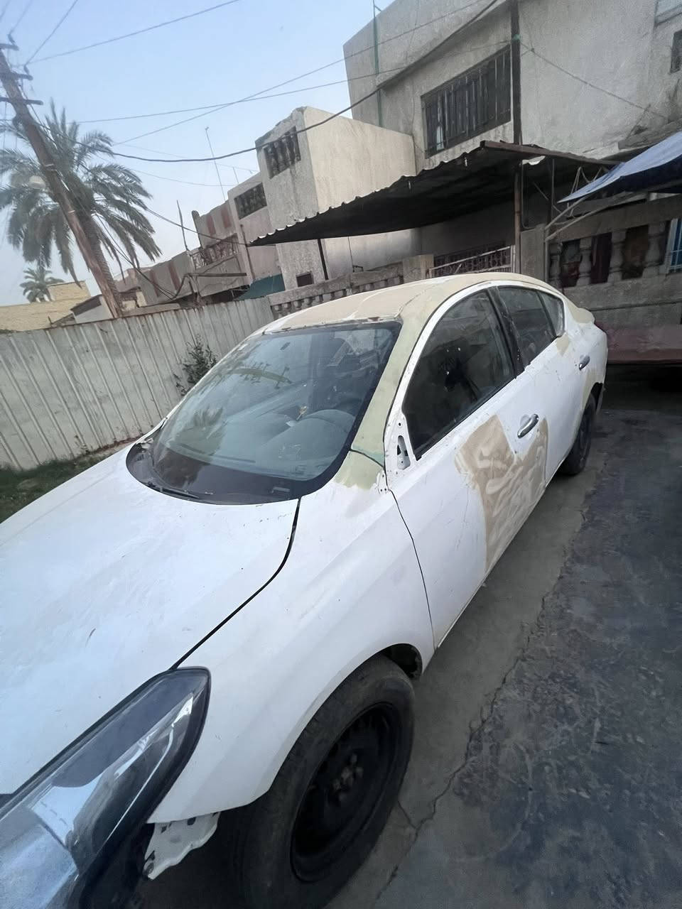نيسان سني 2024 ماشيه 3000 ابيع على حادثها رقم اربيل باسمي ***********
