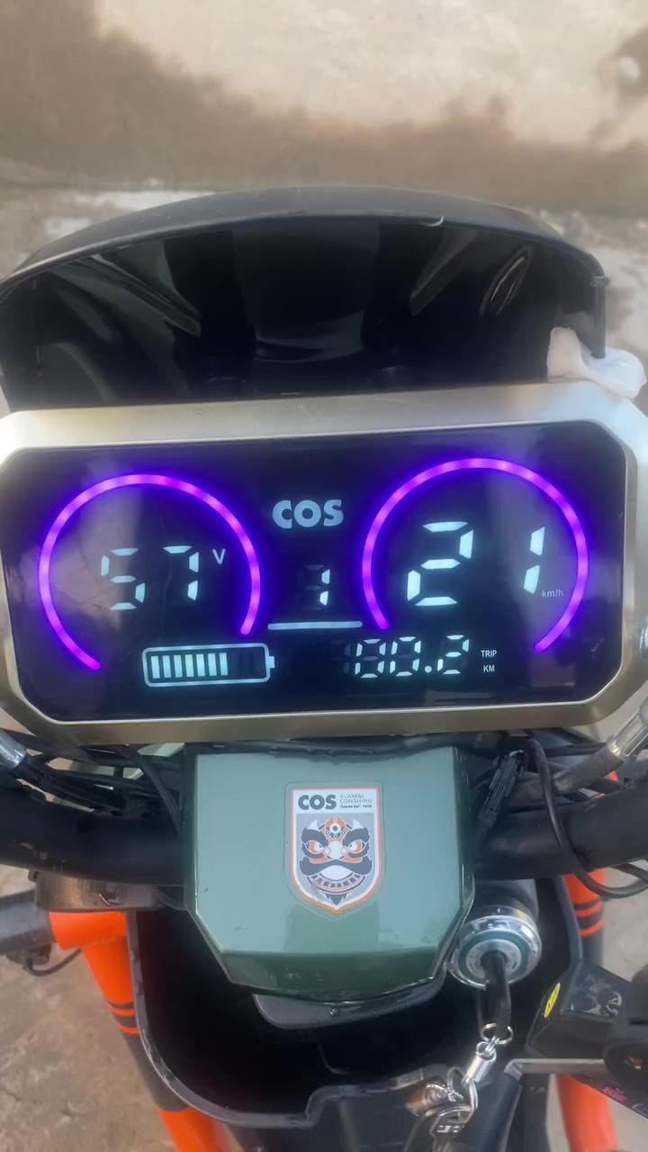 دراجة شحن للبيع x٩٠٠ دراجة شرط نضافة تايرات جديدة وكهربائيات كلة شغال بطاريات بلادي فقط وحدة مبدلة سعر٣٢٥


**إذا كنت صاحب هذا الإعلان وتريد حذفه لأي سبب، رجاءا أرسل رسالة إلى الدعم الفني**