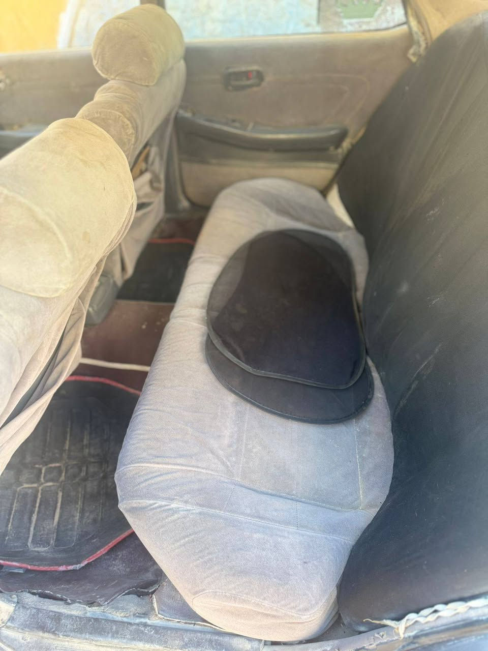 سلام عليكم شيزر كصيف موديل 1991رقم البصره سنويه 29 أو تنتهي سياره حلوه مكاني البصره ابو الخصيبب أو لمو شراي لا يراسل ***********
