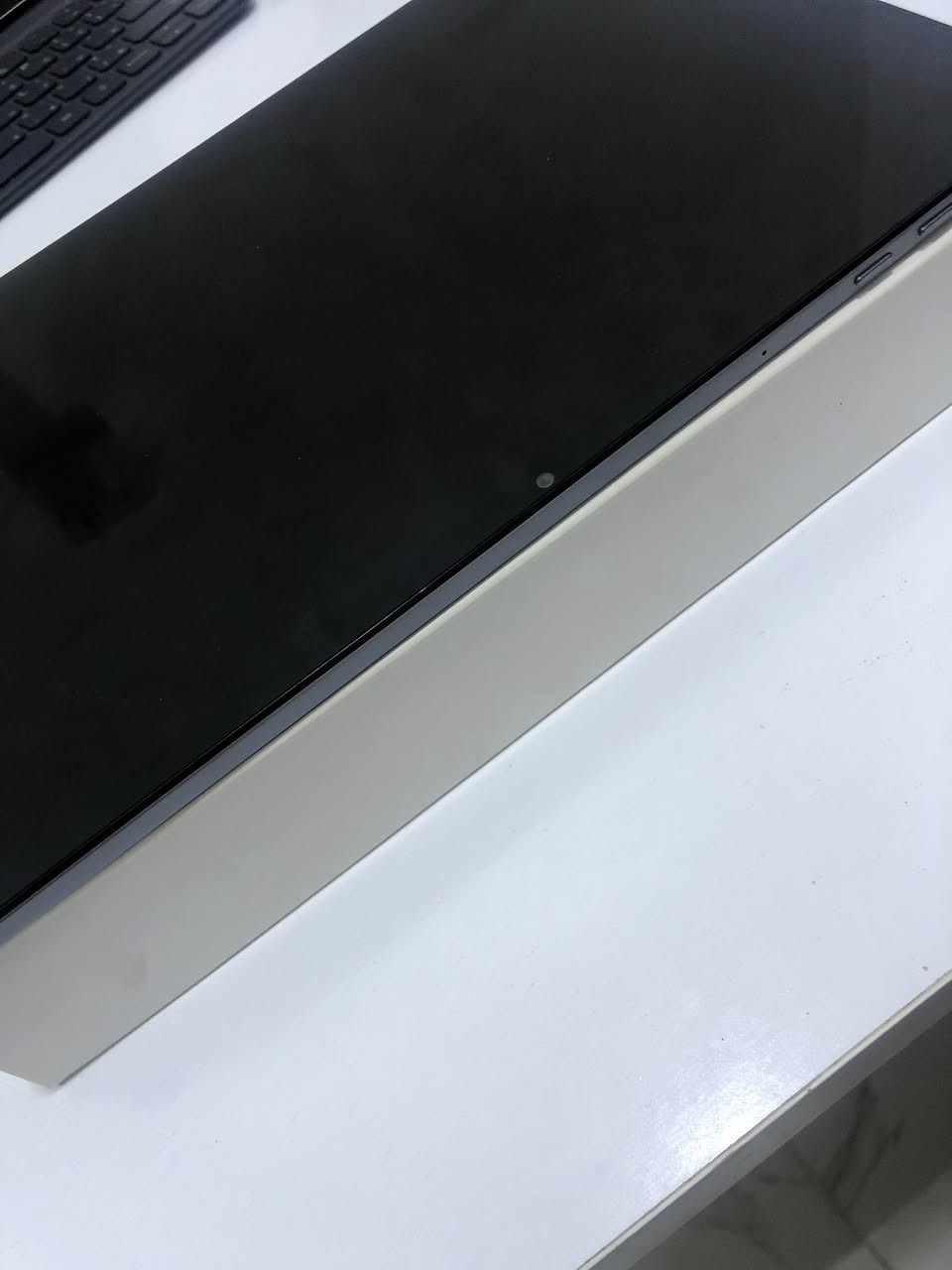 يلا عليكم ايباد هونر x9 جهاز جدا نضيف غراضه كامله من كفر و شاحنه مال وكاله و قلم وكارتونه الجهاز اصلية تكدرون تبحثون ع موصفات الجهاز اكثر على اليوتيوب سعر الجهاز 190 مو شراي لا يجي عليكم العباس رقمي *********** مكاني بغداد الزعفرانية
