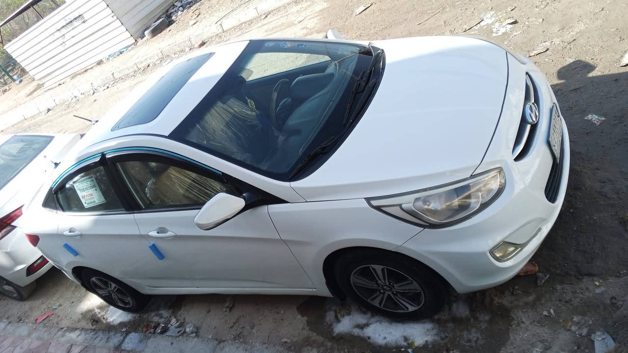 اللهم صلي على محمد وال محمد
السلام عليكم للبيع اكسنت موديل 2016 وارد خليجي كفاله من الضربة والصبغ والتبديل فول مواصفات 
فتحه سقف .شاشه .نضام ايكو .تحكمات ستيرن وبعد بيهه مواصفات 
مكينه وكير كفاله تبريد ثلج رقم البصرة تحويل ثاني يوم 
السعر 110 ورقه وبيهه مجال قليل 
الاستفسار اتصال على الهاتف ***********
العنوان البصرة مركز
