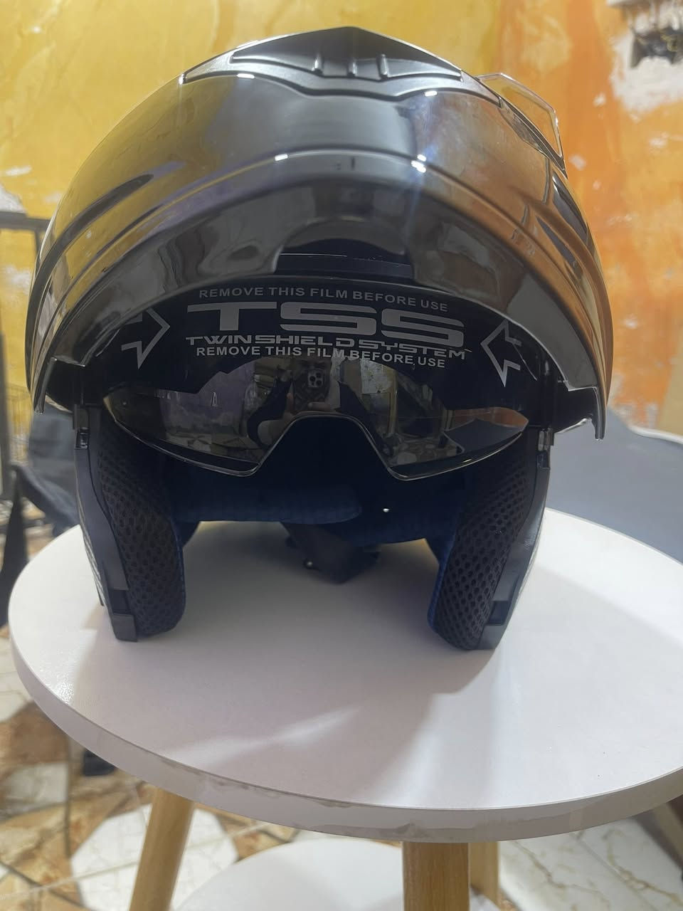 سلام عليكم
خوذة مال دراجة 
سعره 50 
ه ***********
