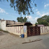 بيت للايجار في منطقة البوعيثة قرب المستوصف الجديد ( قريب على الشارع ال...