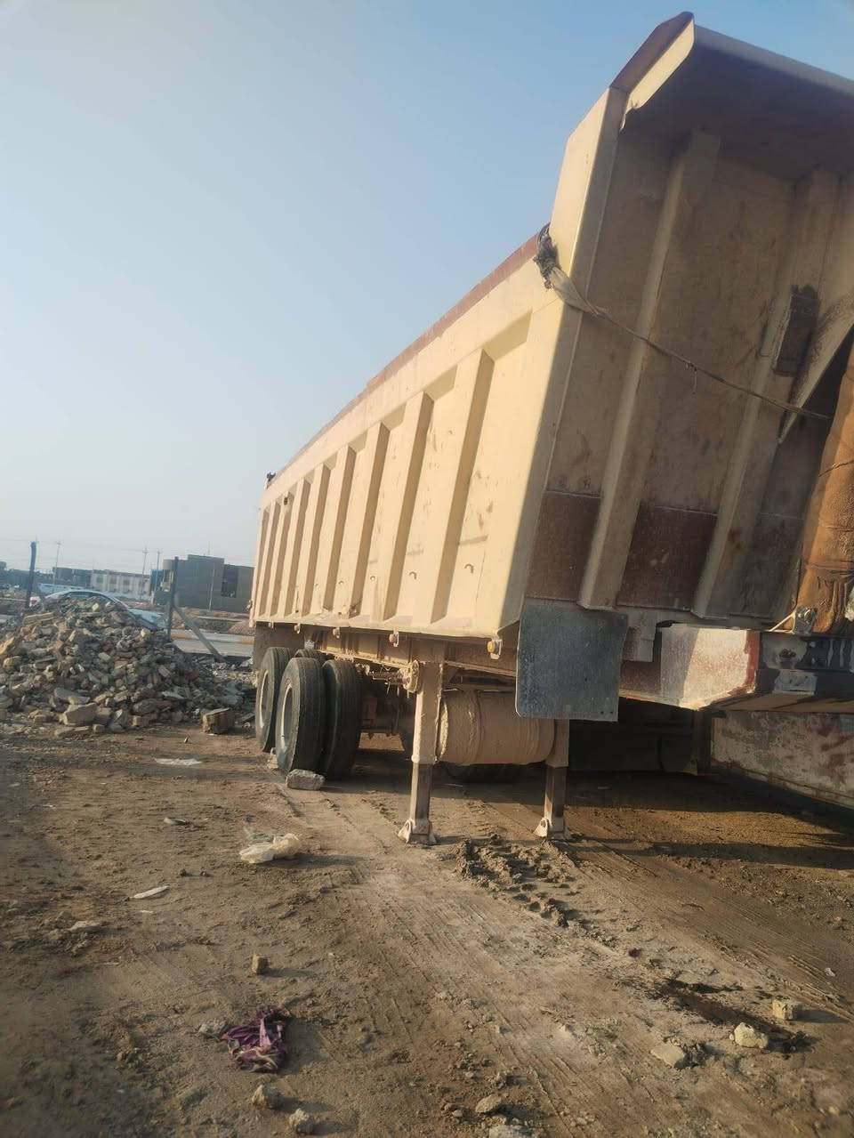 عربانة جابر ذرعة ٣٢ تايرات نص عمر السعر ٦٥ مكاني السماوة رقم  موبايل ***********
