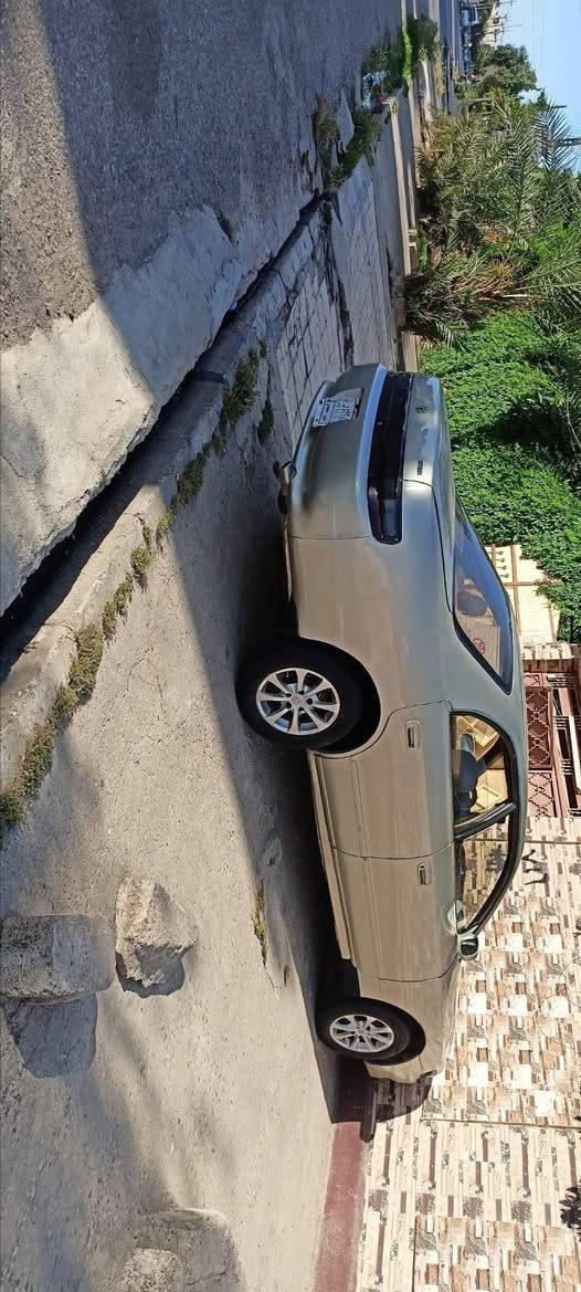 للبيع تيوتا شرط تحويل محرك وكير  شرط مصبوغ عام كاربون بيه السعر ٤٠ عنوان موصل أيسر *********** سنويه لي ٢٠٢٧ تنتهي بعده مو صاقطه
