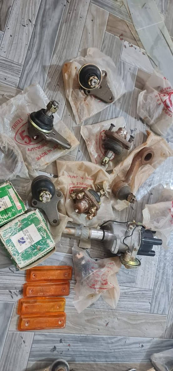 غراض بيكم موديل ٨٠و٨٥  طوبات عدد٦ وتخم واشر كابريتر ٨٥واير سكليتر ٨٥ ديلكو ٨٥ جديد غير مستعمل الصنع ياباني وليس صيني العنوان بغداد ابوغريب الاتصال ***********
