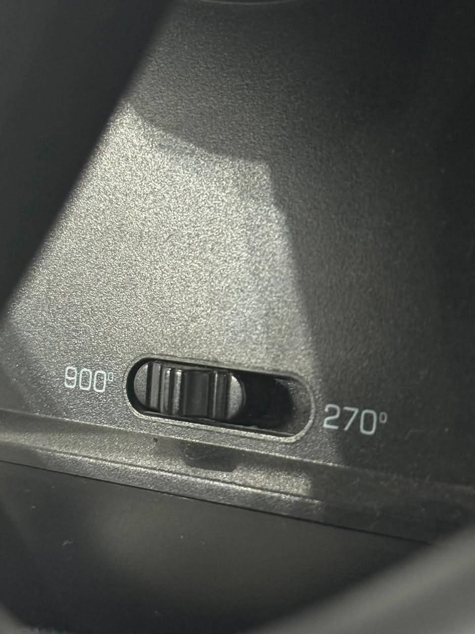 السلام عليكم، معروض للبيع دركسون ألعاب PXN V900 نظيف جداً واستخدام خفيف:

يدعم زاوية دوران 270 و 900 درجة (مثالي لألعاب المحاكاة والتفحيط).

 متوافق مع البلايستيشن (PS4/PS3)، الاكس بوكس، والـ PC.

 الجهاز كامل مع الدواسات وبكرتونته الأصلية ونظيف تماماً بدون أي عيوب.

 السعر 90 الف وبي مجال للشراي 

مكاني كركوك


**إذا كنت صاحب هذا الإعلان وتريد حذفه لأي سبب، رجاءا أرسل رسالة إلى الدعم الفني**