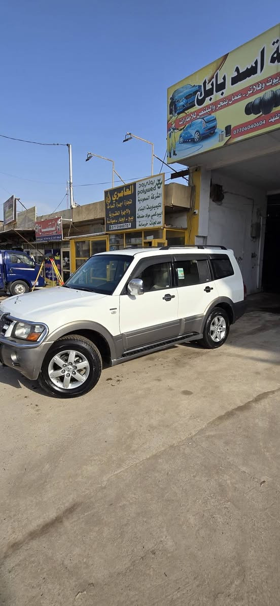 السلام عليكم
باجيرو حبتور 2006 خليجية محرك 3800 ماشية 250 
٣ قطع تبريد السيارة جاهزة من كل النواحي .. تخم تاير جديد حدادية جديدة منظومة وقود كاملة جديدة رقم بغداد مشروع وطني تحويل ثاني يوم ..  السعر ٩٥ 
***********
***********
