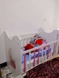 تخت طفل • ٦ سنوات • موصل الايسر