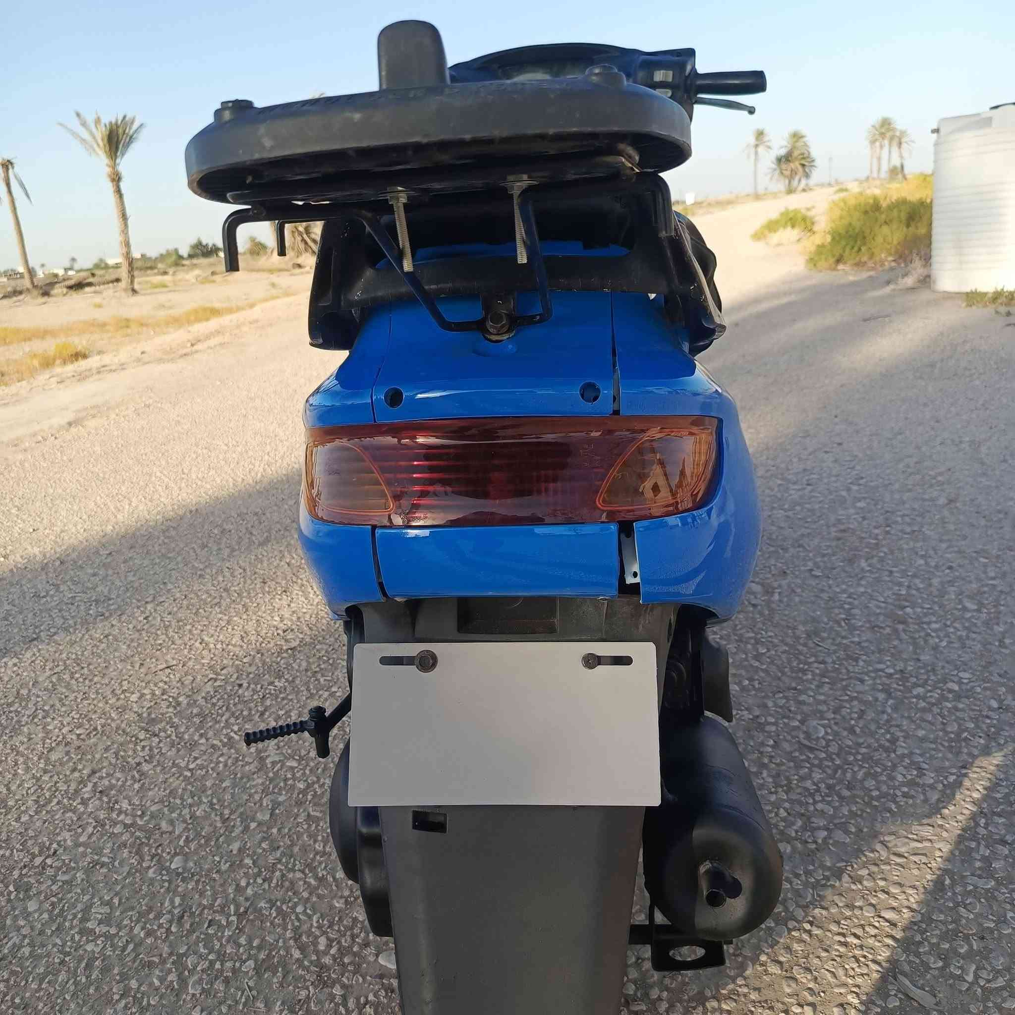 سلام عليكم ورحمة الله وبركاتة 👋🏻♥
دراجة _فراشه _فحل_بانزين_
سرعته 140 ✈️ مكفوله كفالة عامه مكينه جديده كله بلاد كفرات بلاد مابيه اي نقص ربع ماذب عليه تايرات بجيس دراجة على ايدي دهن كله موتل كهربايات بلاد لايت عالي ناصي تشتغل سلف وهندر بعد بيه هوايه موصفات اذه مو نفس صوره تخاذه بلاش  مكاني بابل قضاء قاسم رقمي *********** بيه وتساب واني خادم
